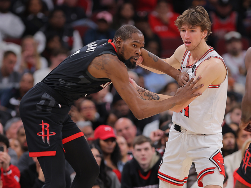 关于杜兰特爆冷击败西班牙队NBA总决赛今夜热度飙升，这一次真的风云突变新奥尔良鹈鹕冲刺阶段状态回暖的信息